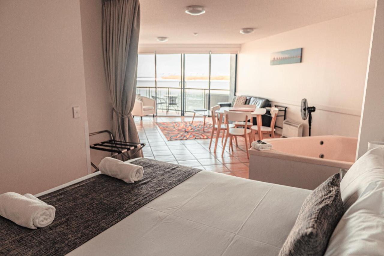 La Promenade Apart otel Caloundra Dış mekan fotoğraf